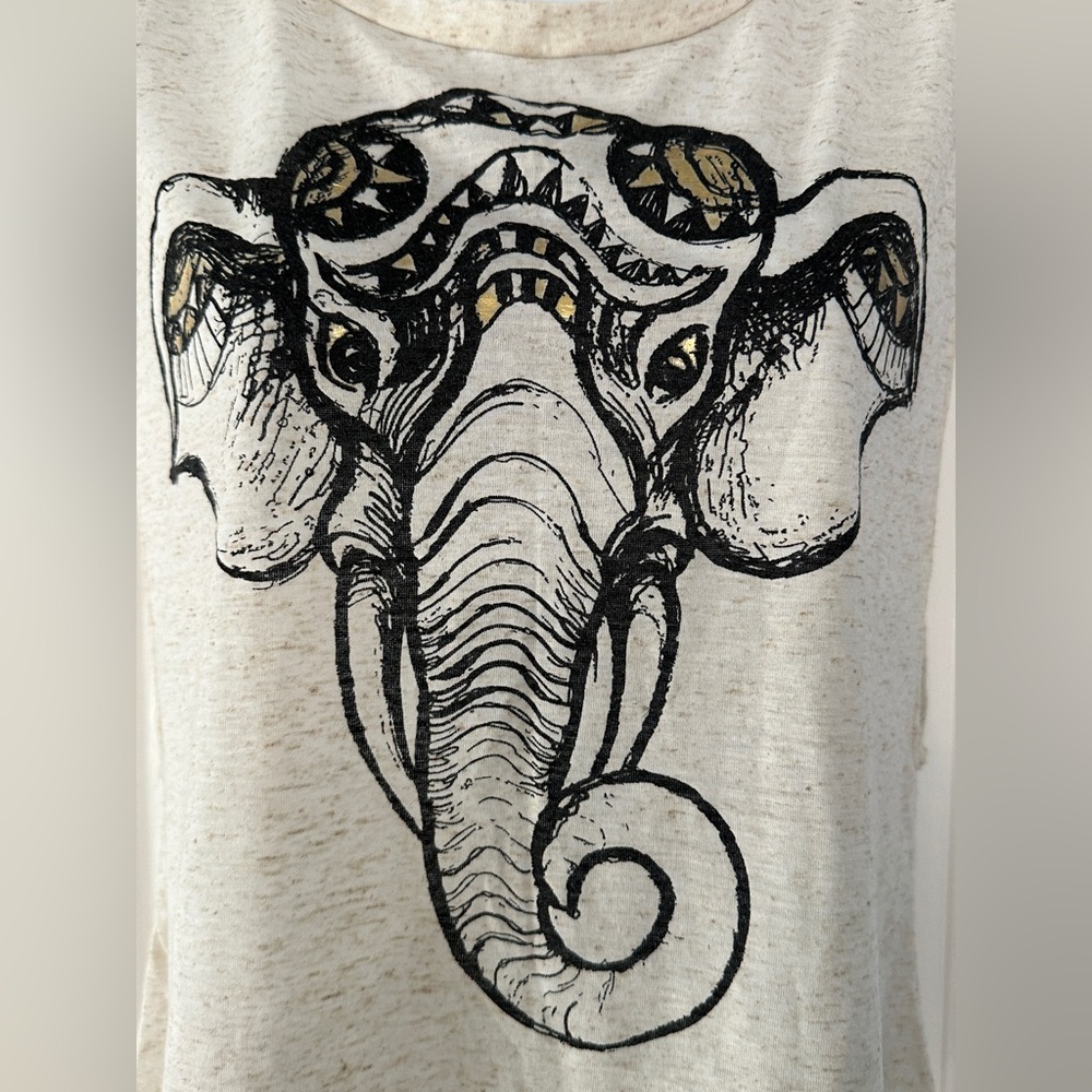 A3 Design Elephant Graphic Cutout Back Tank Top in Oatmeal Speckle Size Small - Picture 3 of 5